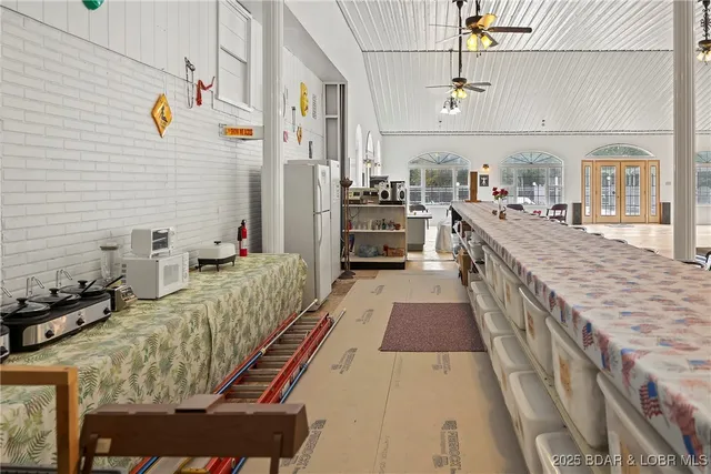 $2,490,000 | 5492 Black Elk Lane, Stover, MO 65078