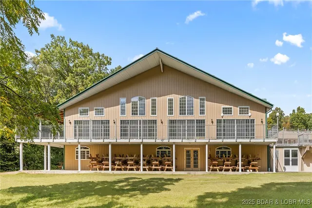 $2,490,000 | 5492 Black Elk Lane, Stover, MO 65078