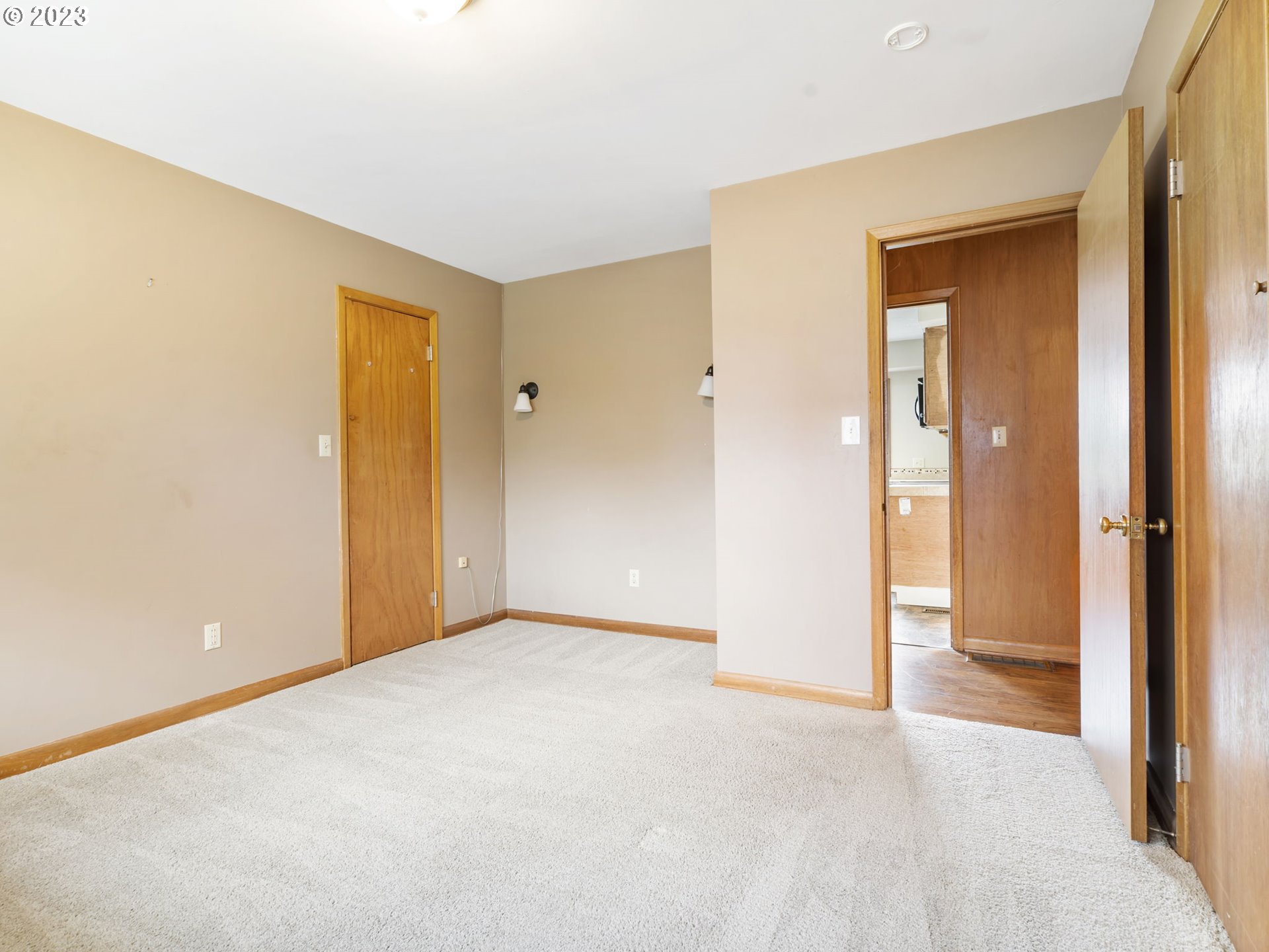 26601 Southwest Stafford Road Wilsonville, OR 97070 - Photo 22 of 47 Bedroom