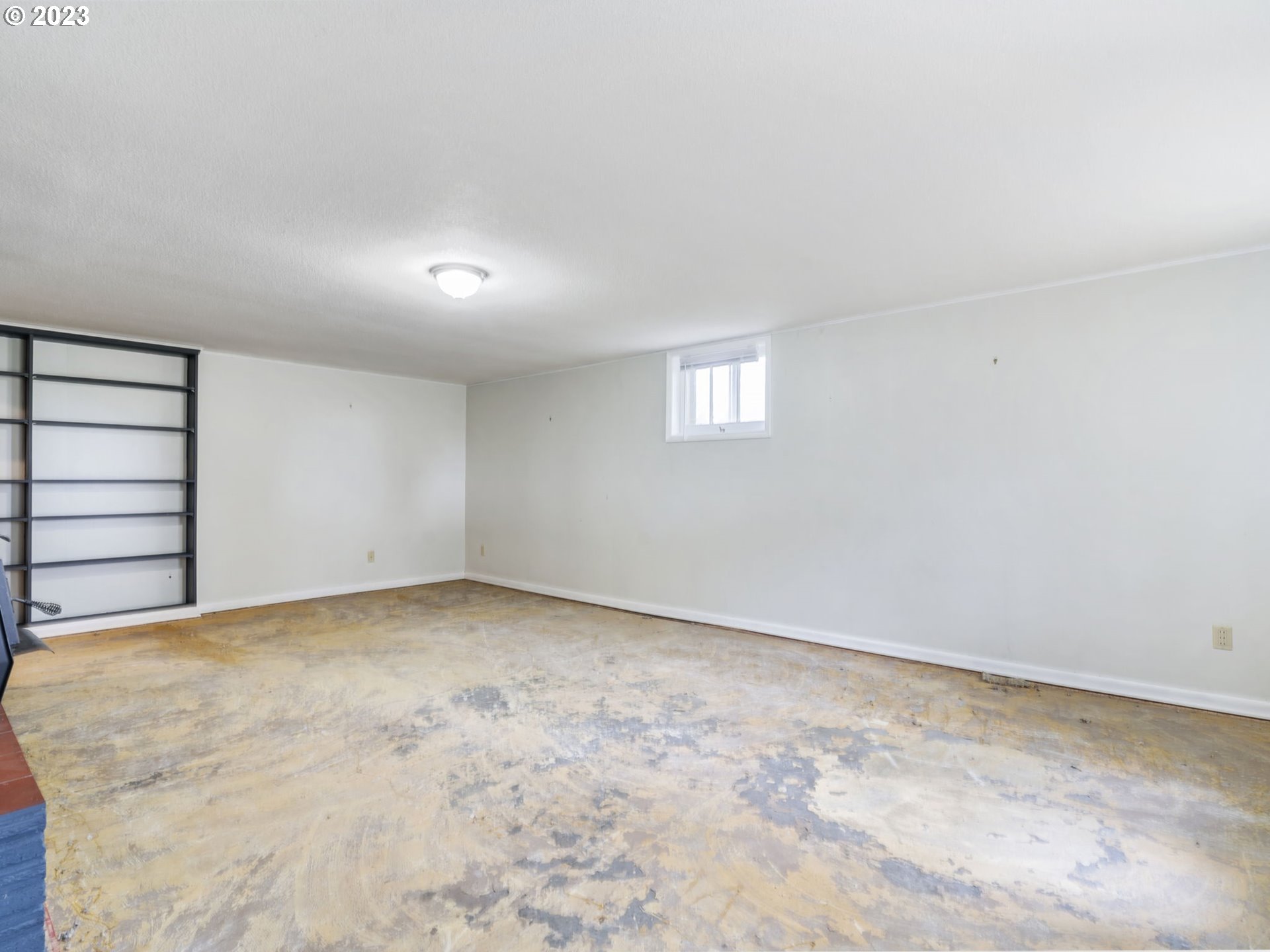 26601 Southwest Stafford Road Wilsonville, OR 97070 - Photo 26 of 47 Family Room