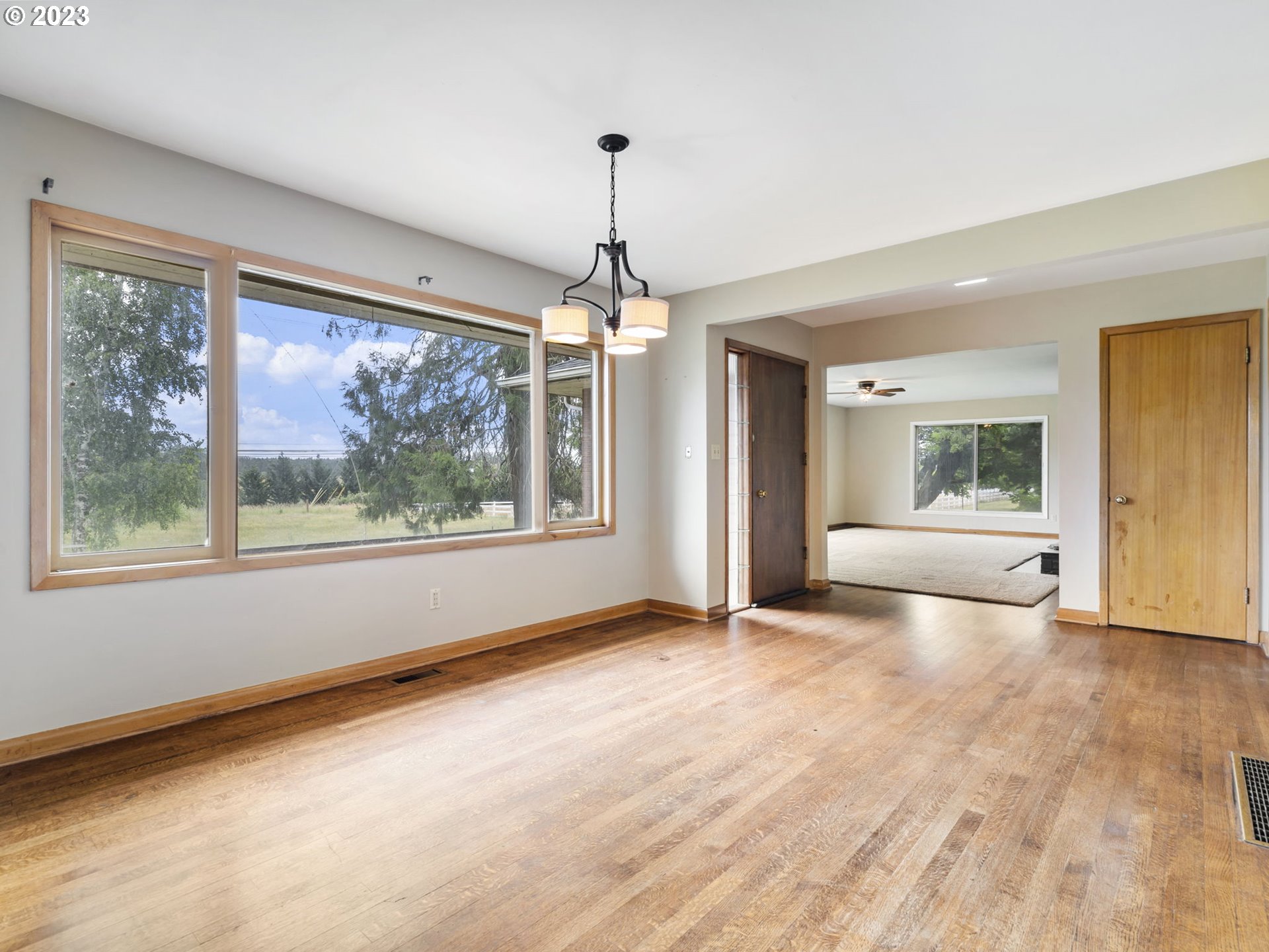 26601 Southwest Stafford Road Wilsonville, OR 97070 - Photo 7 of 47 Dining Room
