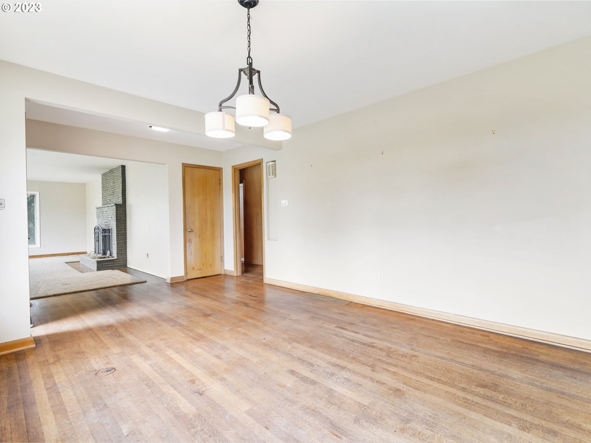 26601 Southwest Stafford Road Wilsonville, OR 97070 - Photo 8 of 47 Dining Room