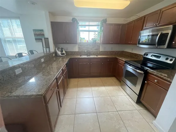 $3,000 | 11503 Northwest 89th Street, Unit 206, Doral, FL 33178