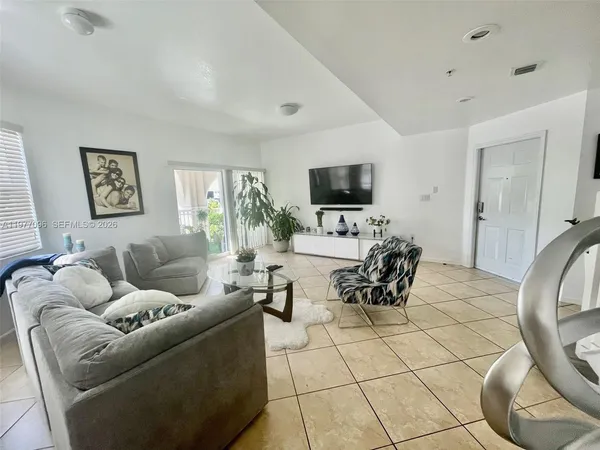 $3,000 | 11503 Northwest 89th Street, Unit 206, Doral, FL 33178