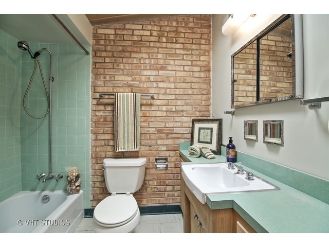 1175 Waukegan Road Deerfield, IL 60015 - Photo 7 of 14