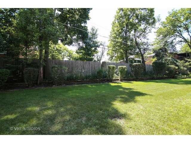 1175 Waukegan Road Deerfield, IL 60015 - Photo 10 of 14