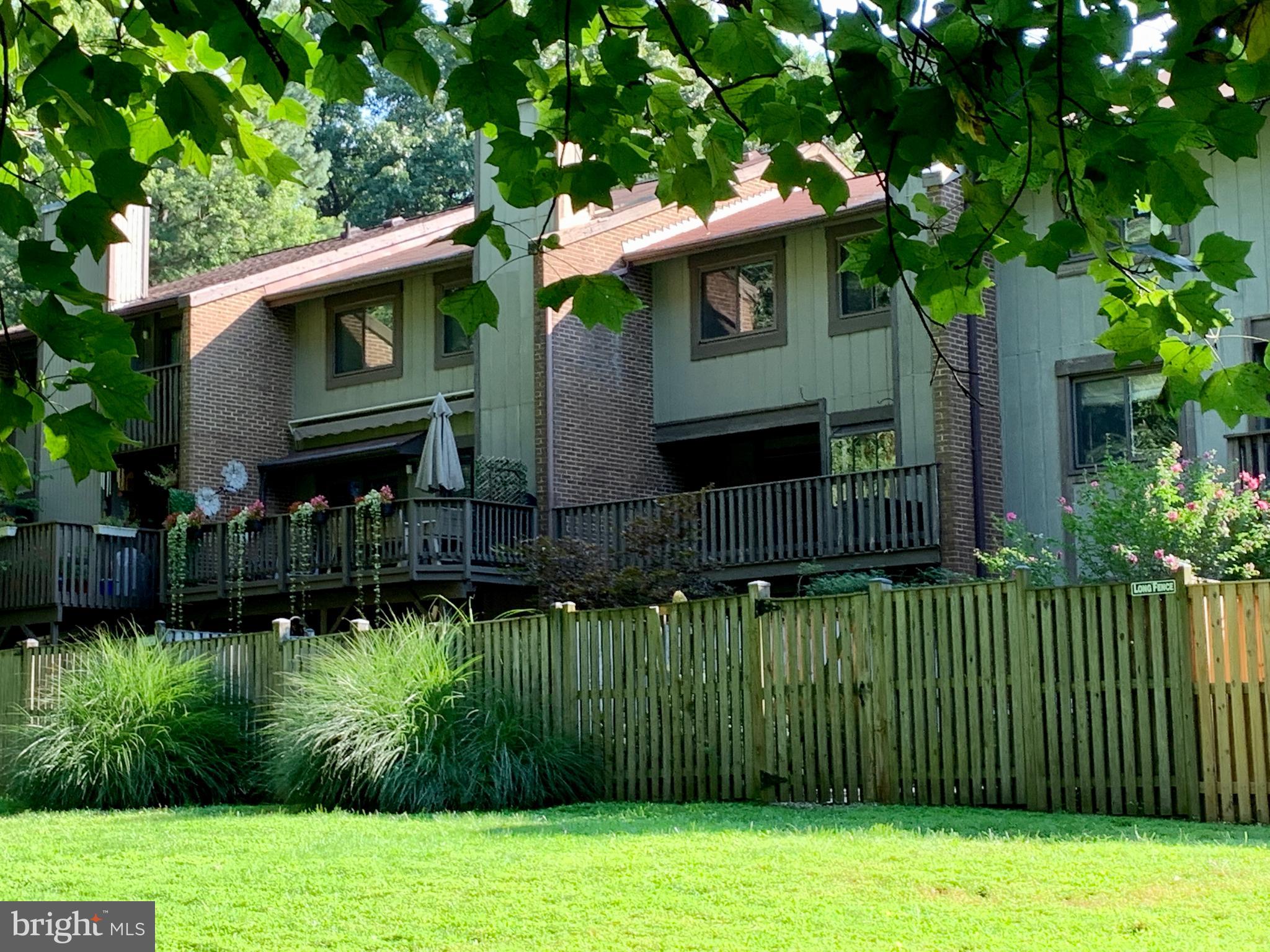 2050 Winged Foot Court Reston, VA 20191 - Photo 30 of 32 Exterior Rear