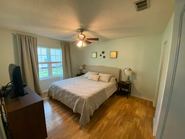 $599,000 | 1304 Cadet Court, Mount Pleasant, SC 29466