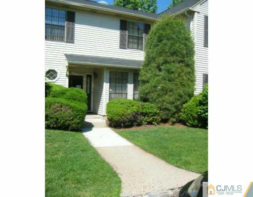 907 Timber Oaks Road Edison, NJ 08820 - Photo 2 of 8