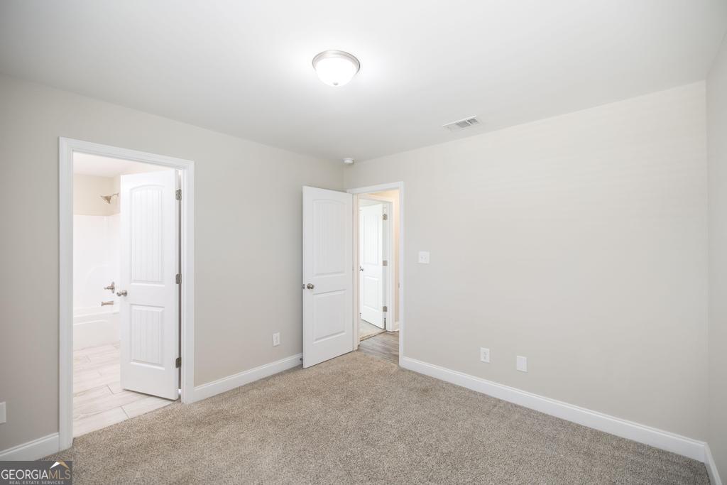 216 Georgian Walk Byron, GA 31008 - Photo 22 of 37 a view of an empty room