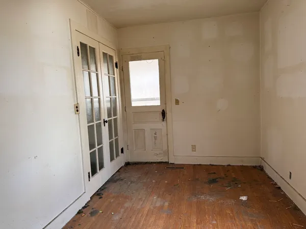 a view of entryway