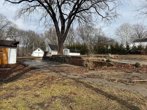 a view of an entryway