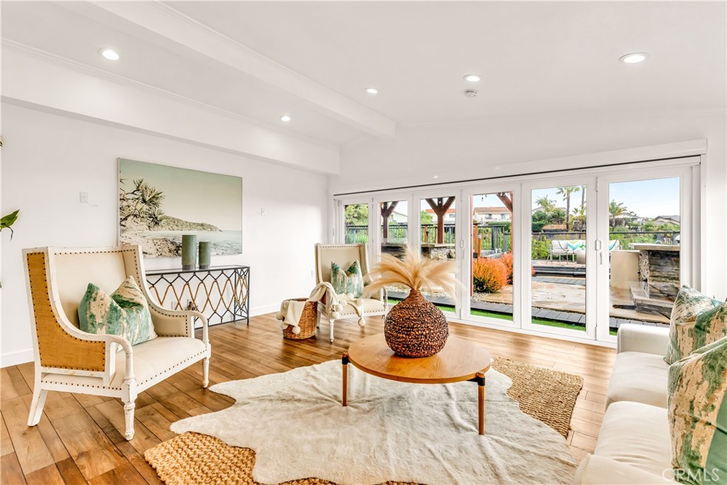 1724 El Rey Road San Pedro, CA 90732 - Photo 20 of 51 a living room with furniture and a large window