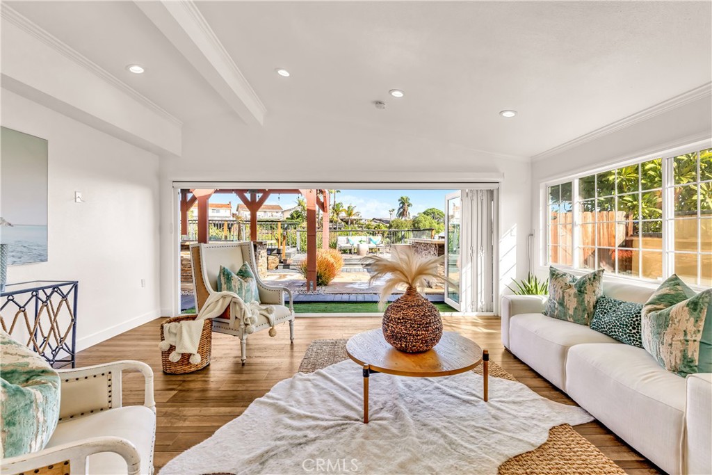 1724 El Rey Road San Pedro, CA 90732 - Photo 24 of 51 a living room with furniture and a large window