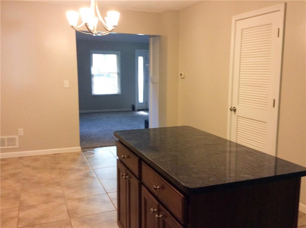 234 1/2 Meridian Road Butler, PA 16001 - Photo 8 of 24