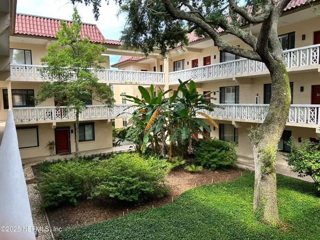 $430,000 | 1830 Sevilla Boulevard West, Unit 207, Atlantic Beach, FL 32233