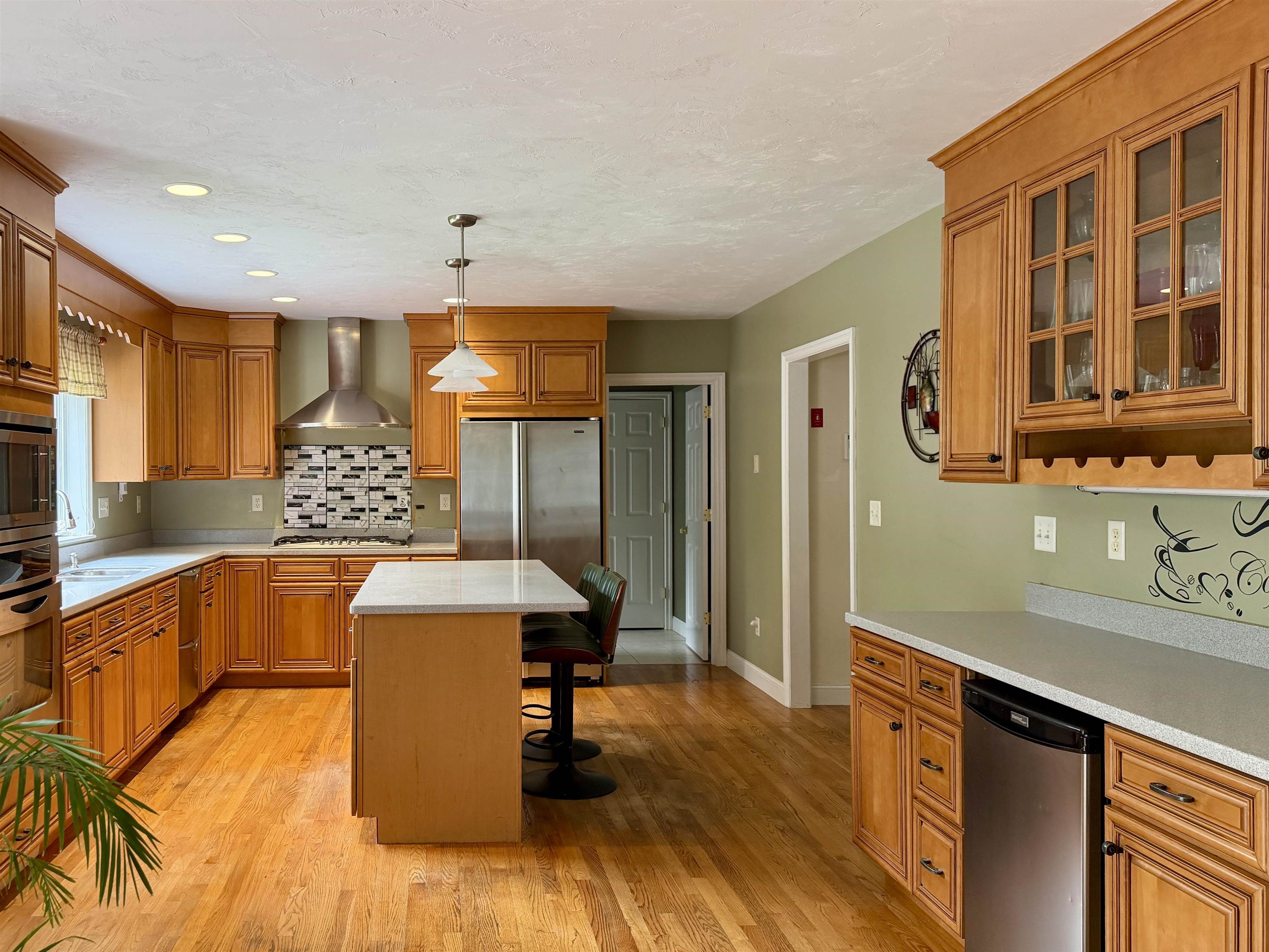 35 Mockingbird Hill Road Windham, NH 03087 - Photo 3 of 25