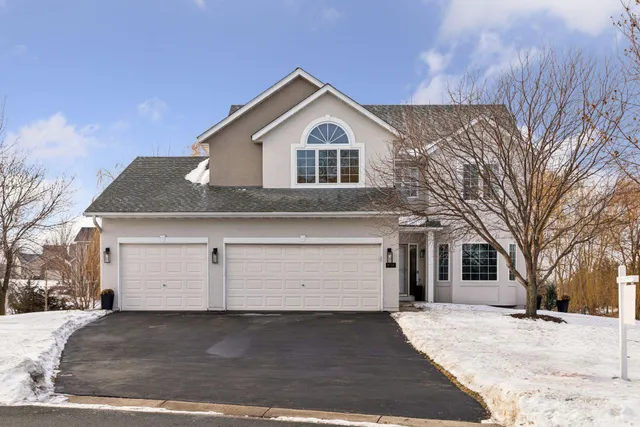 $580,000 | 8918 Horizon Drive, Shakopee, MN 55379