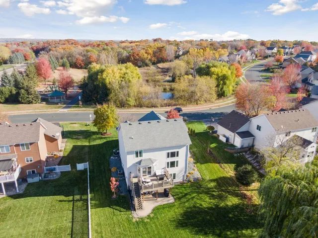 $600,000 | 8918 Horizon Drive, Shakopee, MN 55379