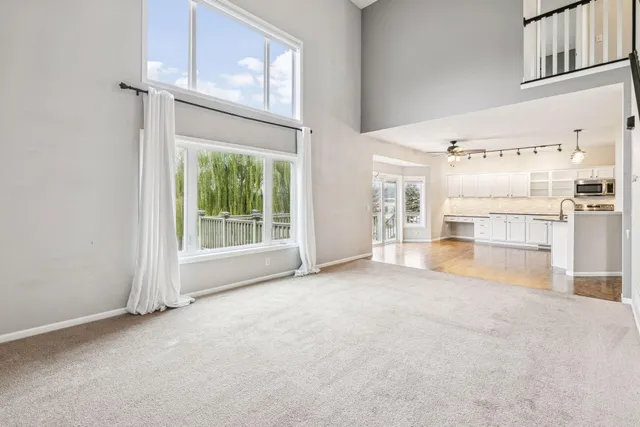 $600,000 | 8918 Horizon Drive, Shakopee, MN 55379