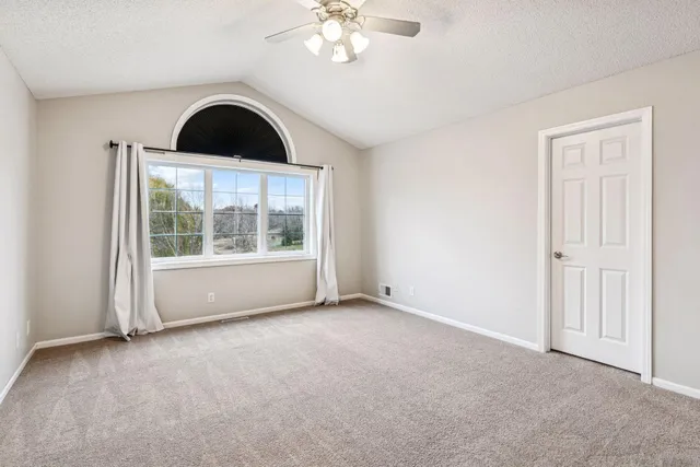 $600,000 | 8918 Horizon Drive, Shakopee, MN 55379