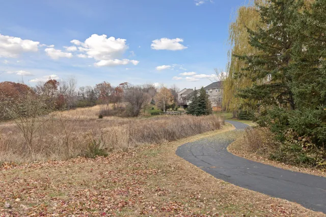 $600,000 | 8918 Horizon Drive, Shakopee, MN 55379