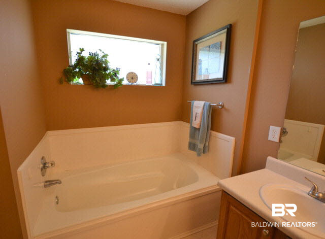 8553 Southern Oak Court Mobile, AL 36695 - Photo 14 of 26