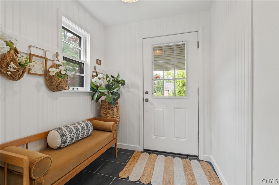 141 Edgehill Road Syracuse, NY 13224 - Photo 5 of 50