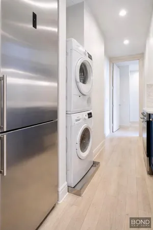 $5,900 | 1031 Lorimer Street, Unit 2 | Greenpoint