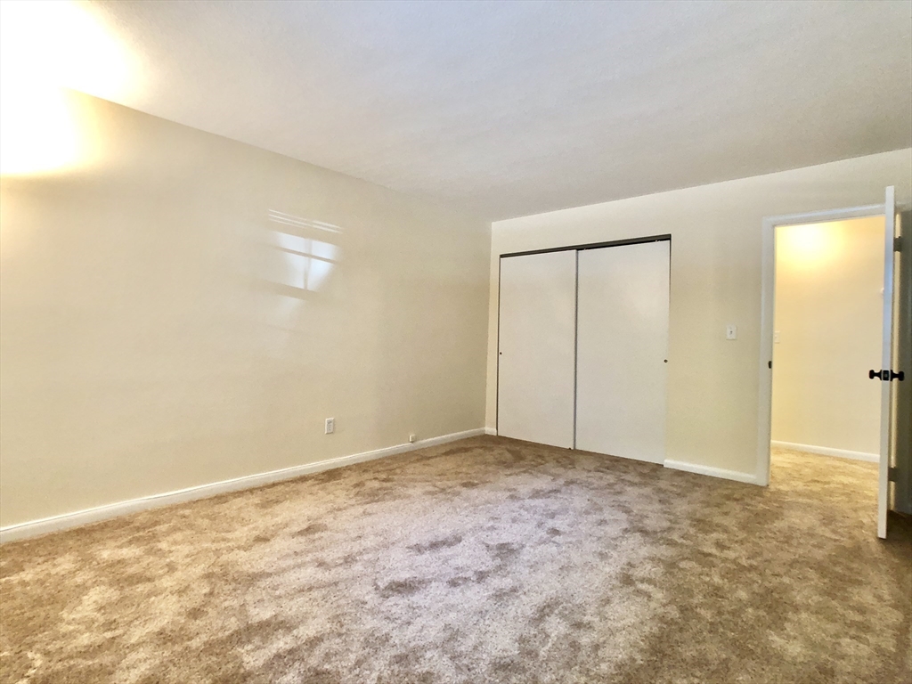 804 Centre Street, Unit 5 Boston, MA 02130 - Photo 4 of 11