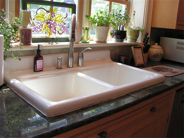 623 Chapman Street Canton, MA 02021 - Photo 8 of 30 Gallery Image 8