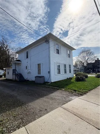 $1,100 | 122 West High Street, Unit 201, Erwin, NY 14870