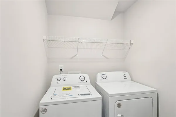 $2,650 | 2300 Paris Road, Unit ROSEWOOD F, Dallas, GA 30157