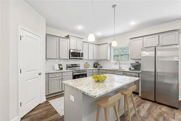 $2,650 | 2300 Paris Road, Unit ROSEWOOD F, Dallas, GA 30157