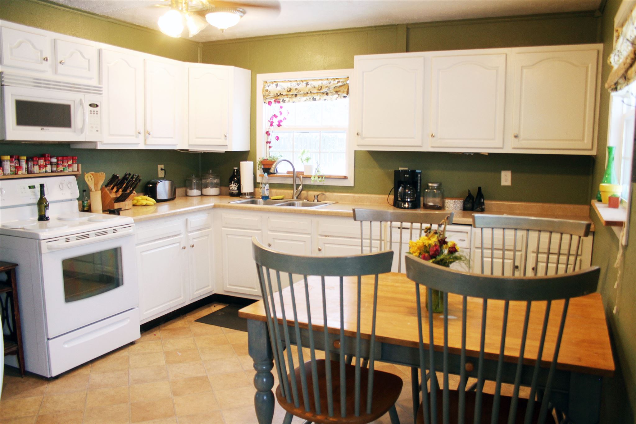 222 North Ridge Road Muncie, IN 47304 - Photo 14 of 21 Gallery Image 14