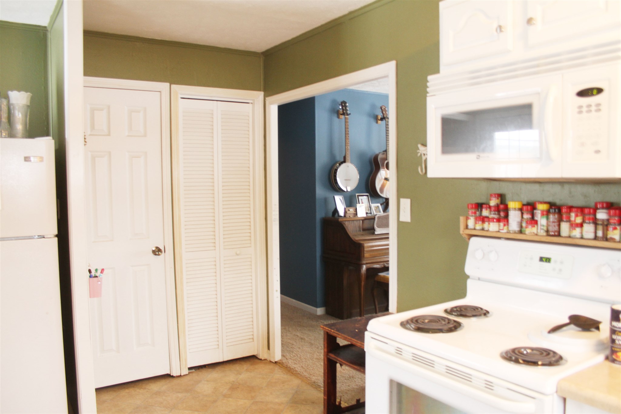 222 North Ridge Road Muncie, IN 47304 - Photo 10 of 21 Gallery Image 10