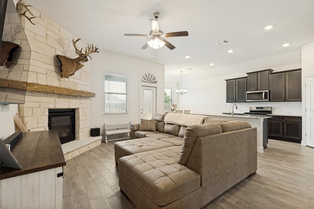 2817 Half Moon Road Aubrey, TX 76227 - Photo 8 of 28