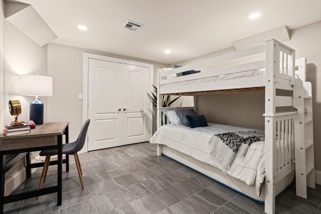 167 Salisbury Road, Unit 1 Brookline, MA 02445 - Photo 18 of 23