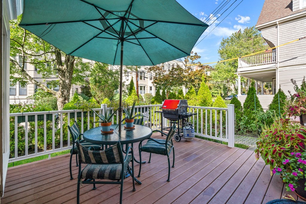 167 Salisbury Road, Unit 1 Brookline, MA 02445 - Photo 19 of 23