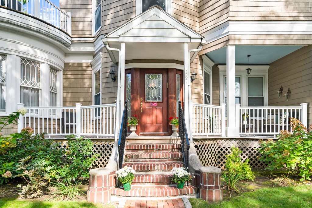 167 Salisbury Road, Unit 1 Brookline, MA 02445 - Photo 22 of 23