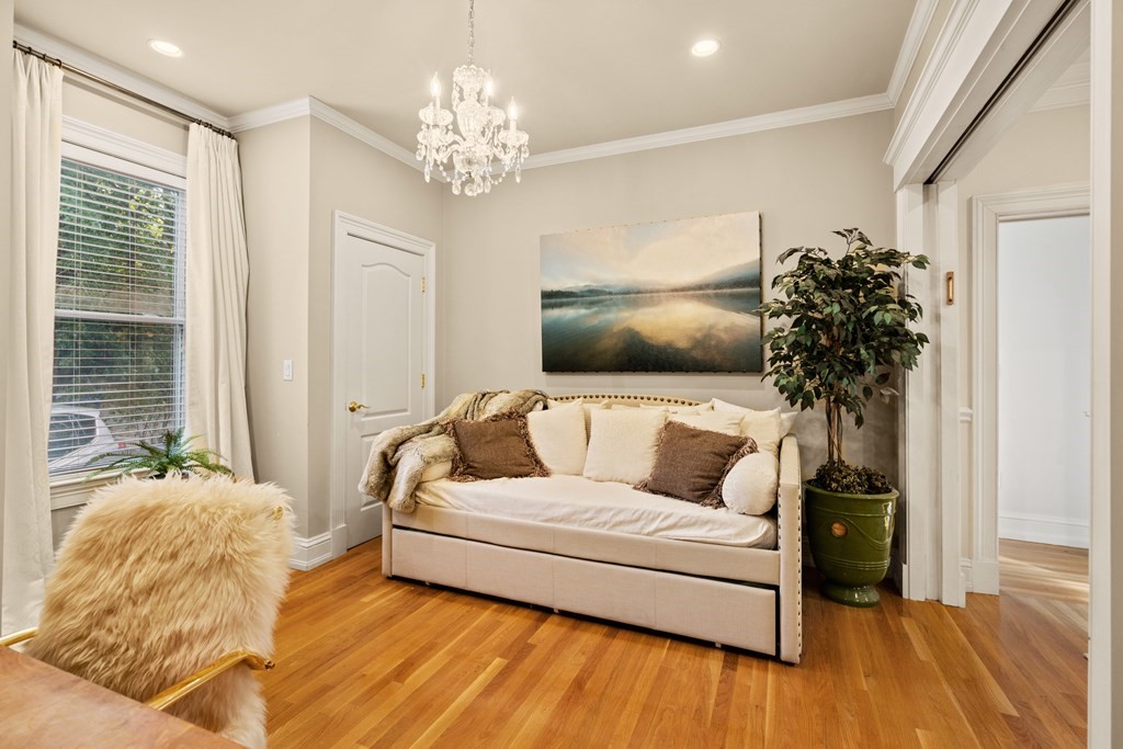 167 Salisbury Road, Unit 1 Brookline, MA 02445 - Photo 10 of 23