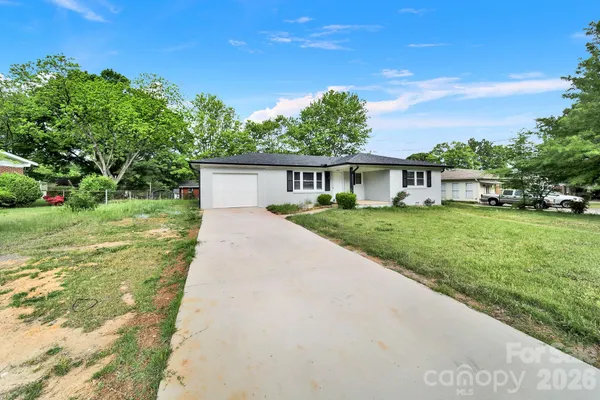 $319,999 | 512 Villa Street, Kannapolis, NC 28083