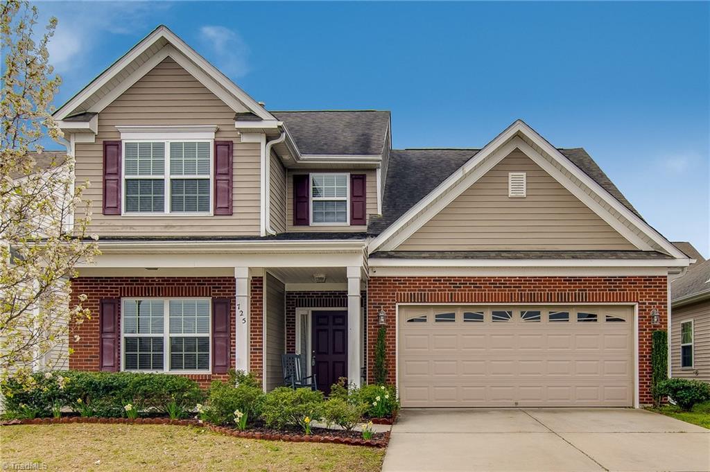 725 Spinning Wheel Point High Point, NC 27265 - Photo 2 of 27 Gallery Image 2