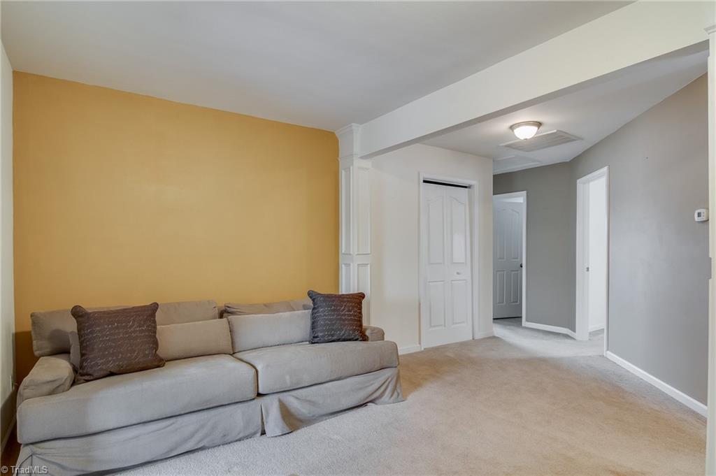 725 Spinning Wheel Point High Point, NC 27265 - Photo 17 of 27 Gallery Image 17