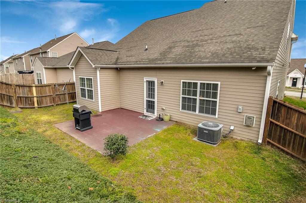 725 Spinning Wheel Point High Point, NC 27265 - Photo 22 of 27 The perfect sized backyard and fenced too!