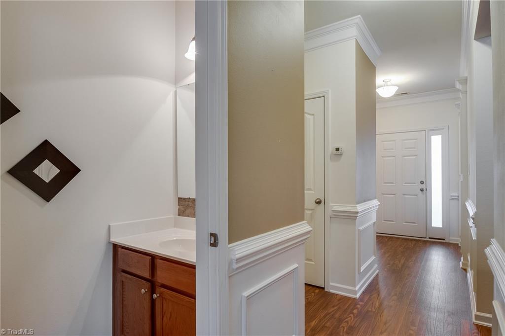 725 Spinning Wheel Point High Point, NC 27265 - Photo 10 of 27 Gallery Image 10