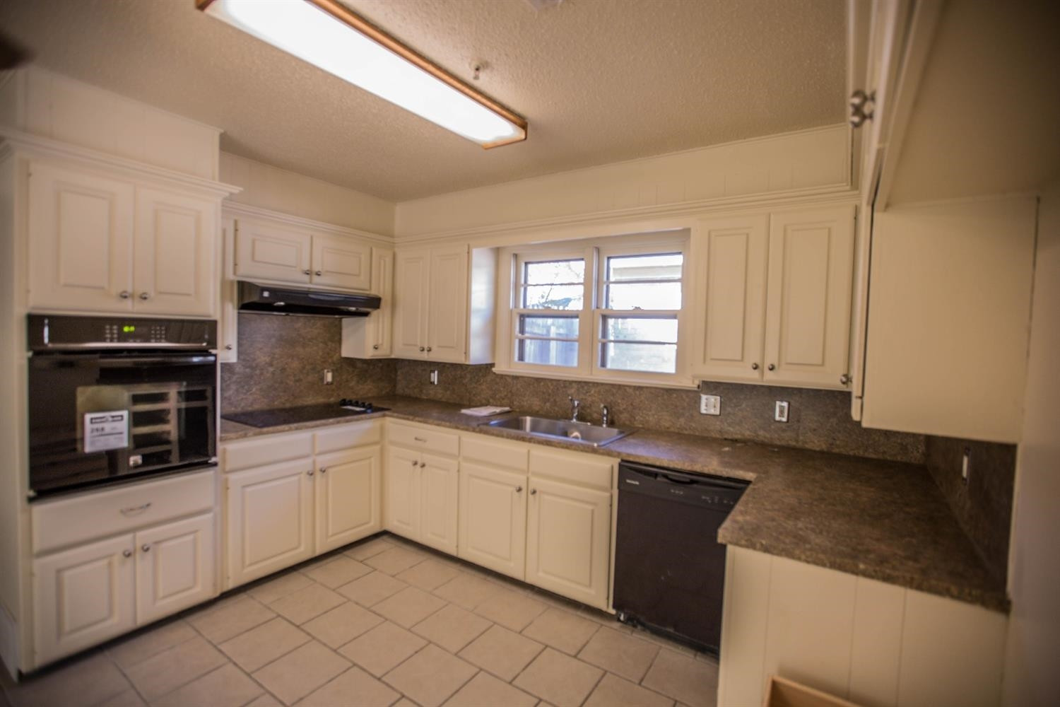 3202 67th Street Lubbock, TX 79413 - Photo 3 of 10 Photo 3