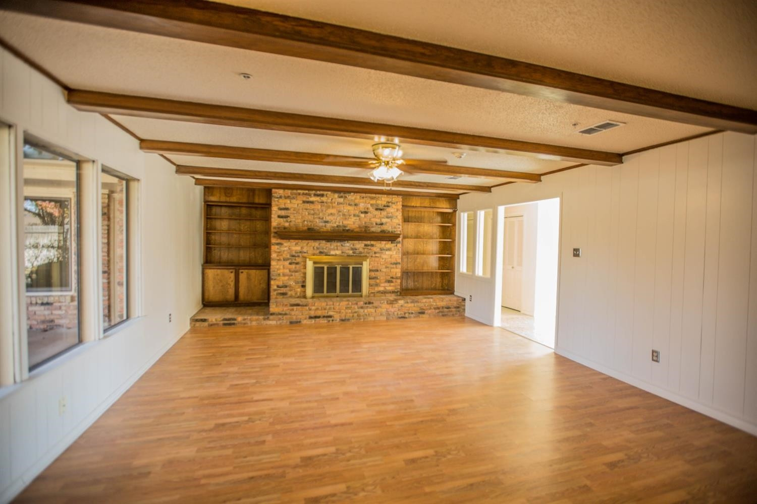 3202 67th Street Lubbock, TX 79413 - Photo 4 of 10 Photo 4