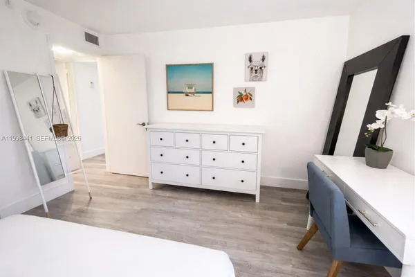 $2,750 | 1035 West Avenue, Unit 707, Miami Beach, FL 33139
