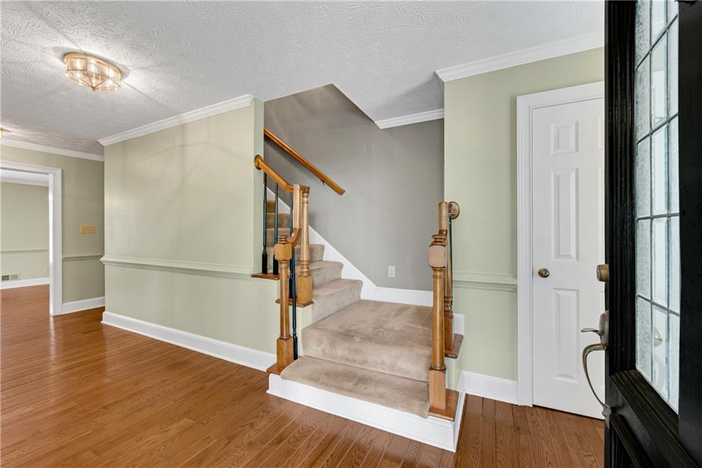 6280 Old Shadburn Ferry Road Buford, GA 30518 - Photo 8 of 54